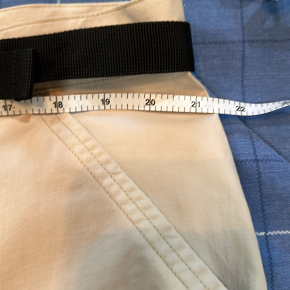 Columbia Men’s Battle Ridge II shorts fossil size 42 - Picture 7 of 9